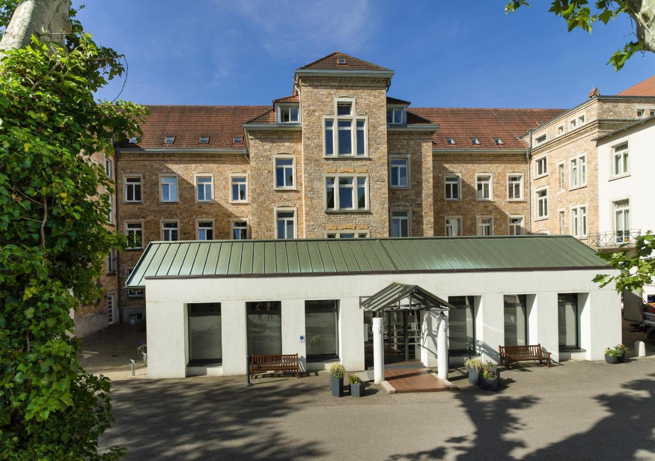 Готель Bildungshaus St. Bernhard - Wohnen Und Tagen Раштатт Екстер'єр фото